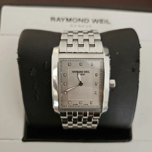 Raymond Weil Don Giovanni 9975 Silver Men's Stainless Steel ETA 7J Quartz Watch